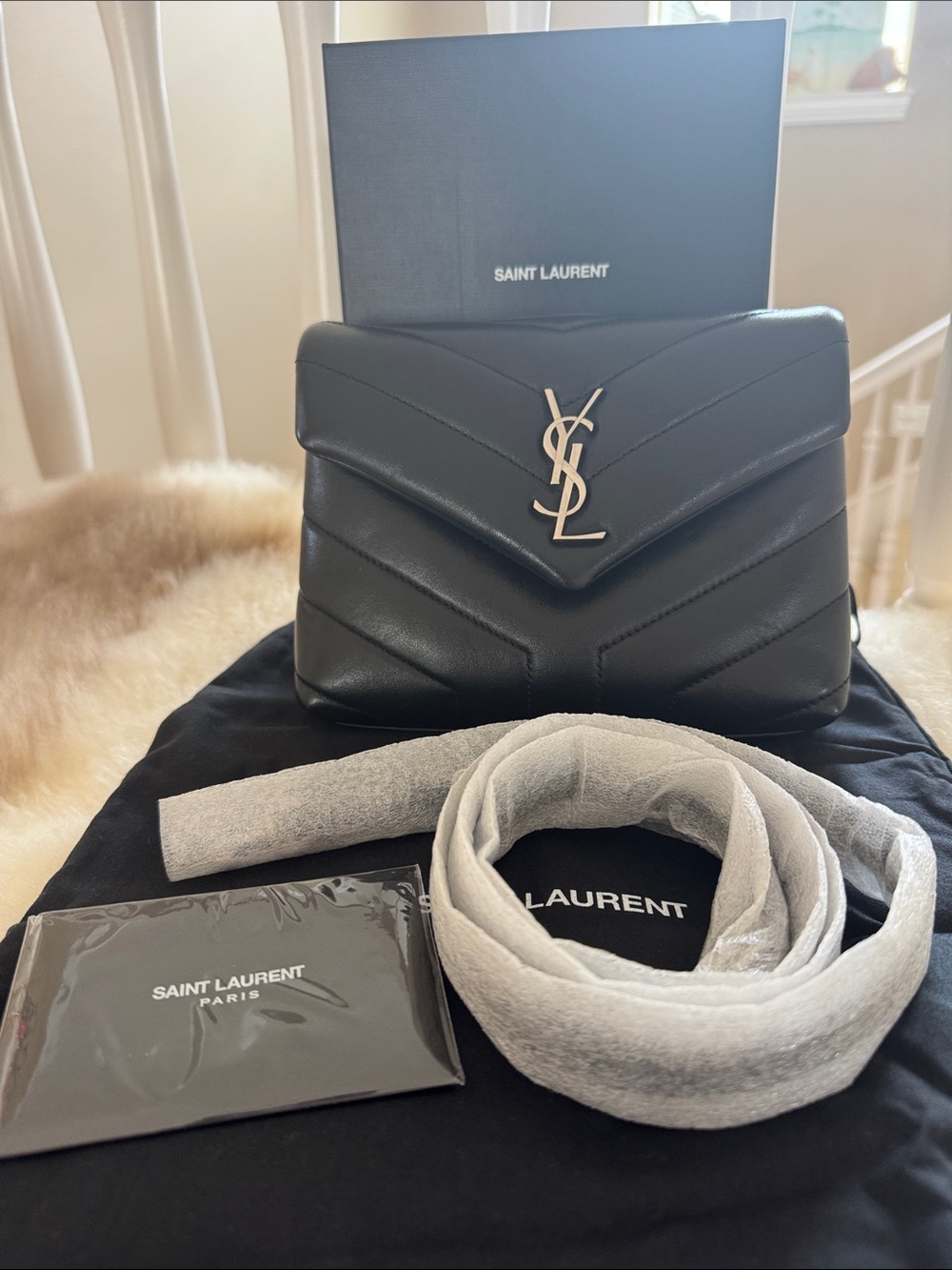 Saint Laurent Toy Loulou Bag - Picture 3 of 17